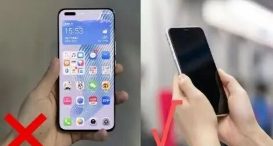 “00後”女子用小拇指託手機，手指變形