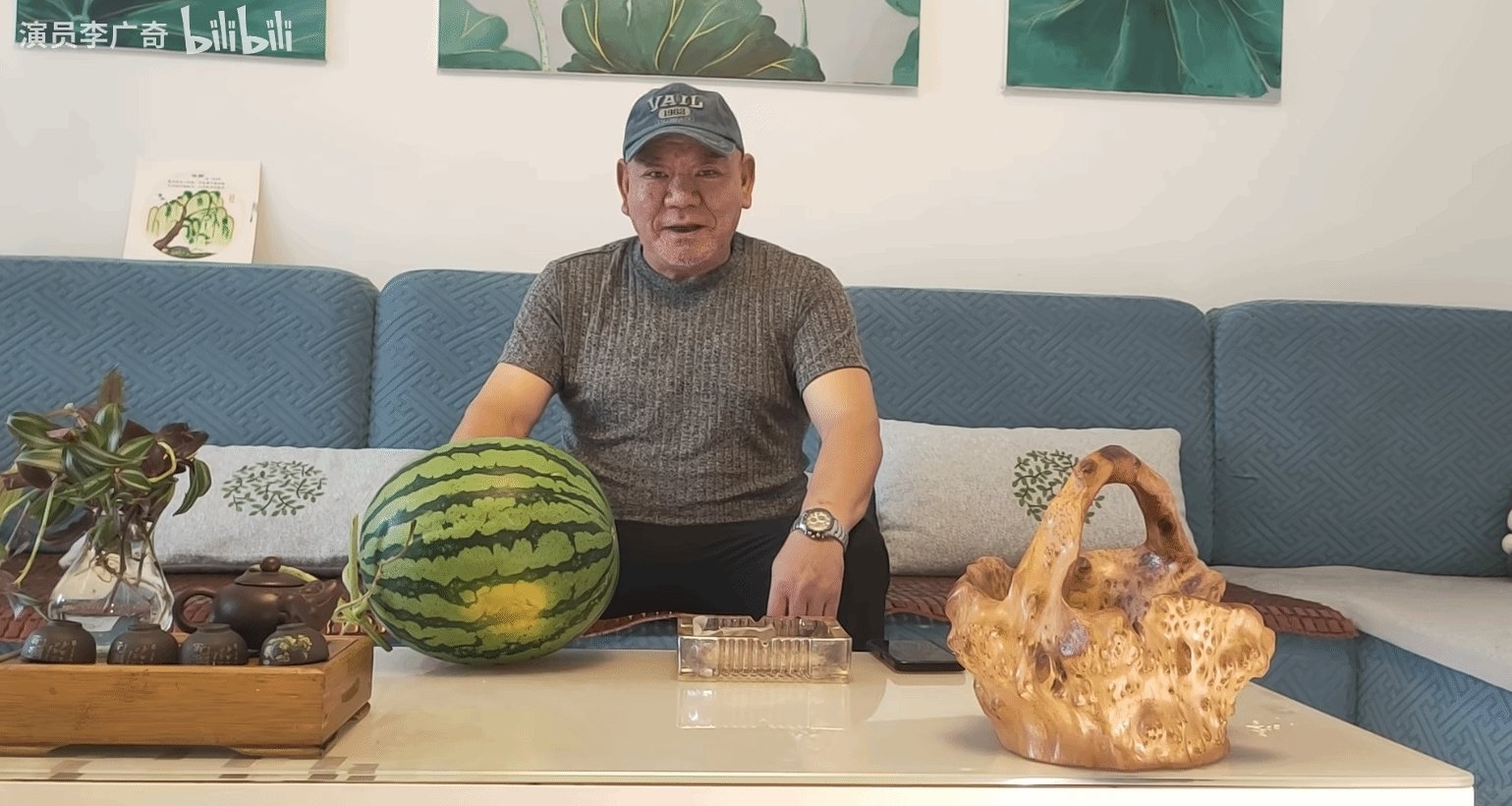 華強買瓜瓜攤老闆現身B站！回應鬼畜二創視頻