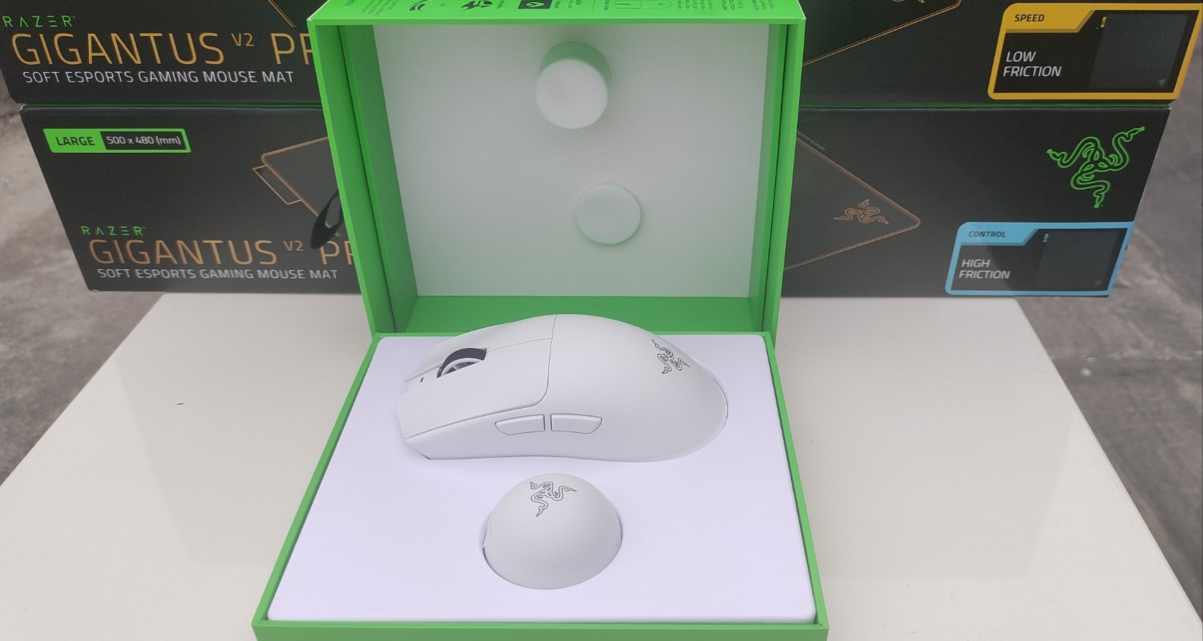 世一鼠？體驗拉滿！毒蝰V4Pro究竟體驗如何
