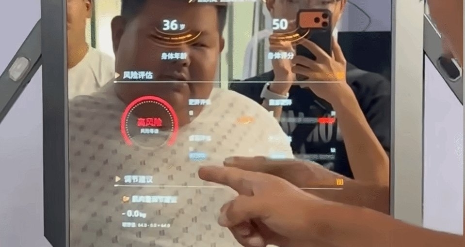 大胃王良子现身减肥训练营，342斤体重惊呆教练
