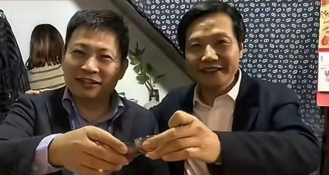 小米YU7 vs 問界M6，同爲熱門競品你會選擇哪個品牌？