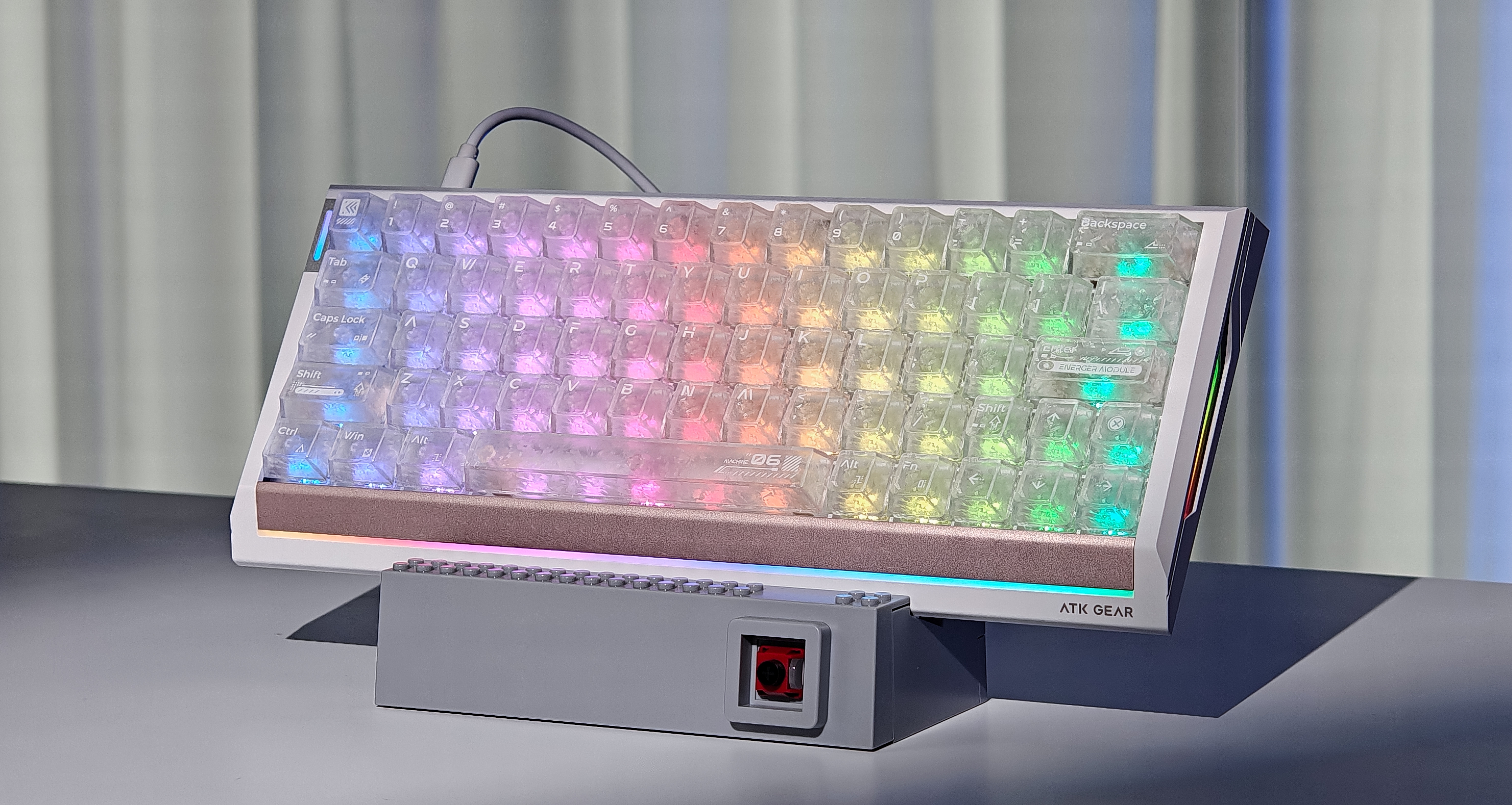 非全鋁磁軸賣到300+！ATK-RS63Air做對了什麼？