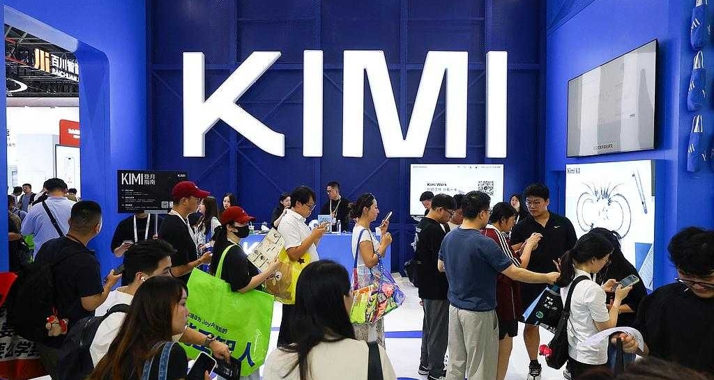 Kimi K3开源：跑分压Claude，国产算力首日适配