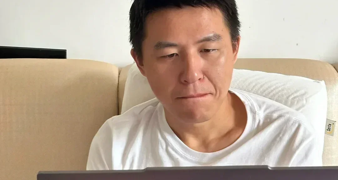 他說最煩遊戲裏的假選擇。但他自己的遊戲裏，選錯了也沒關係