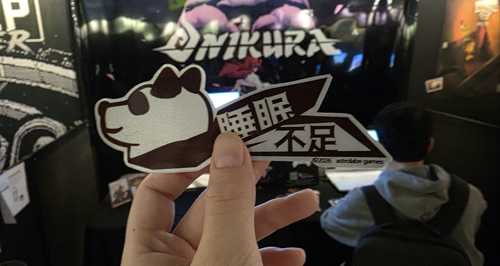 阿狗後知後覺中 這個貼紙會不會讓韓國玩家以爲我們嘲諷他們不睡覺