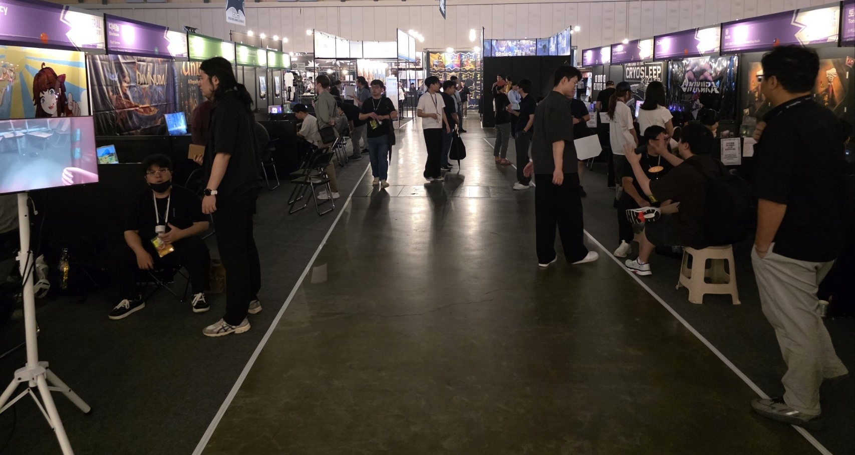 人這麼少的遊戲展 阿狗還是頭一回見