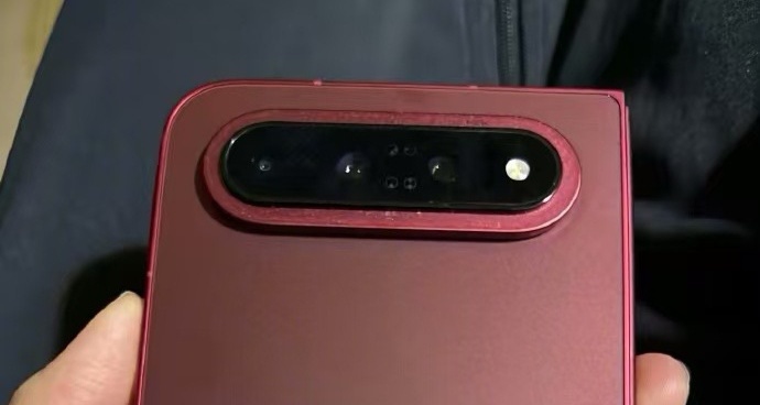 小米18Fold實機照片曝光