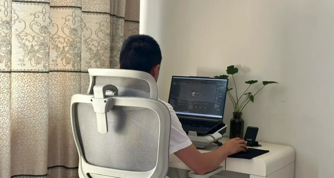 亲戚说他做游戏是“玩物丧志”，他回了一句我没想到的话
