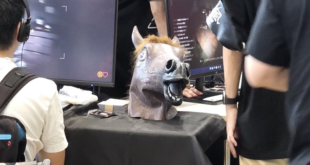 继上次看见狗头后又看到了马头 做动物游戏的都喜欢当福瑞控吗
