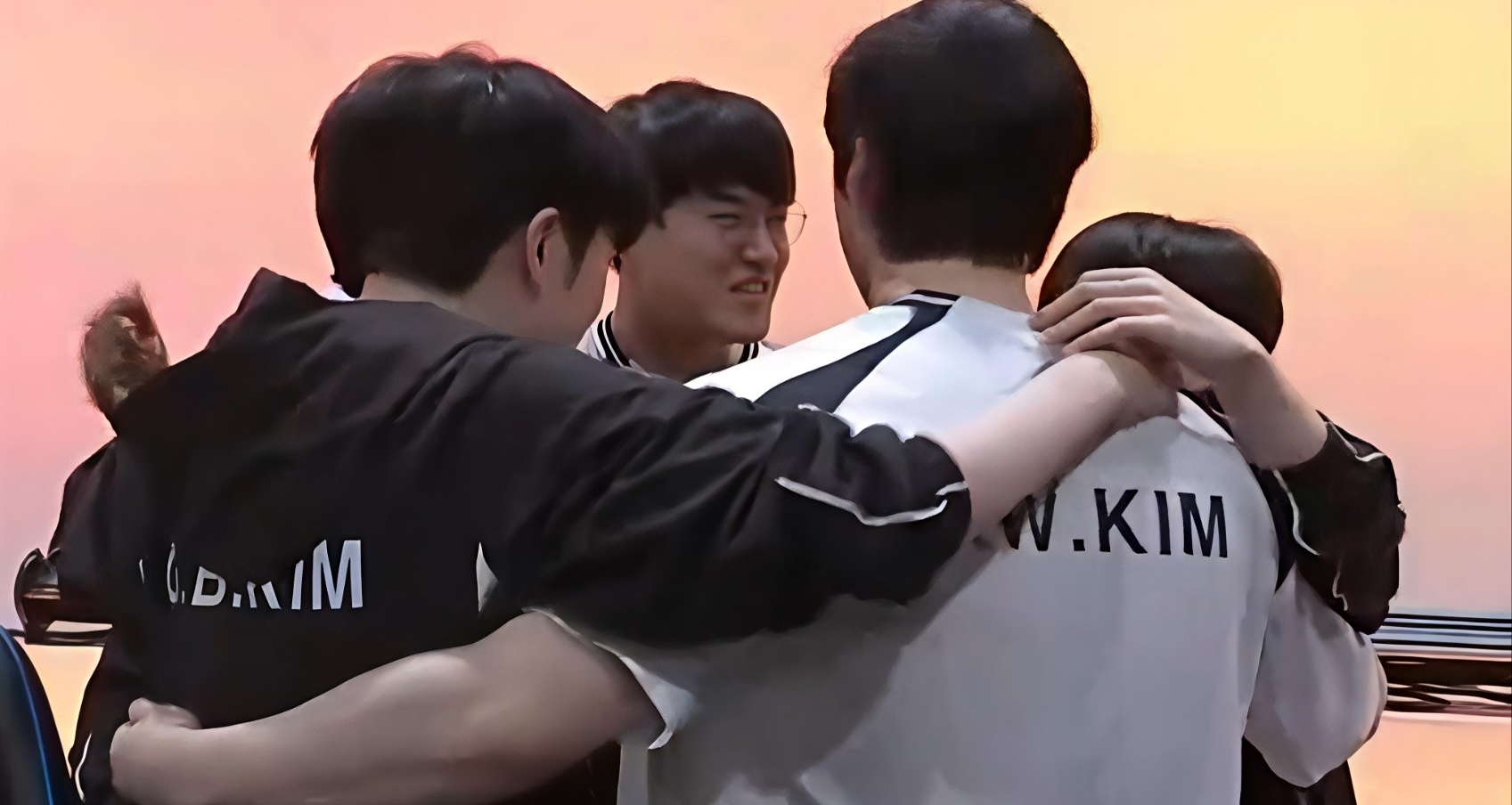 亚运会LOL决赛:韩国3-0中国台北夺金！
