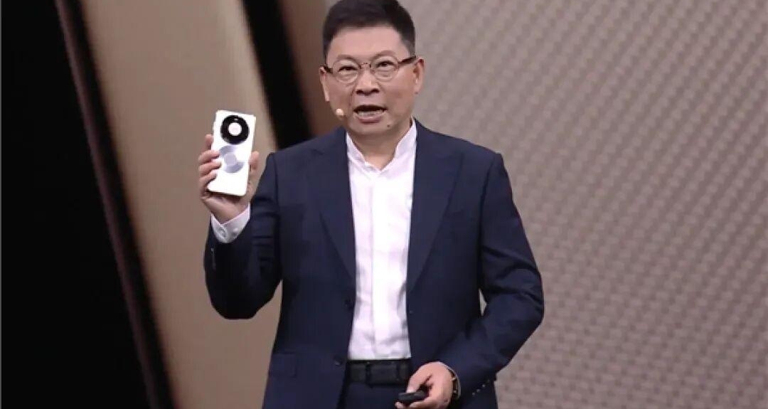 華爲也扛不住了 餘承東：不得不漲價