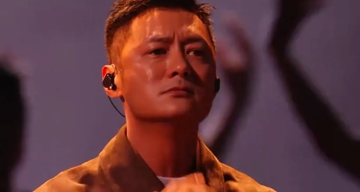 余文乐失控