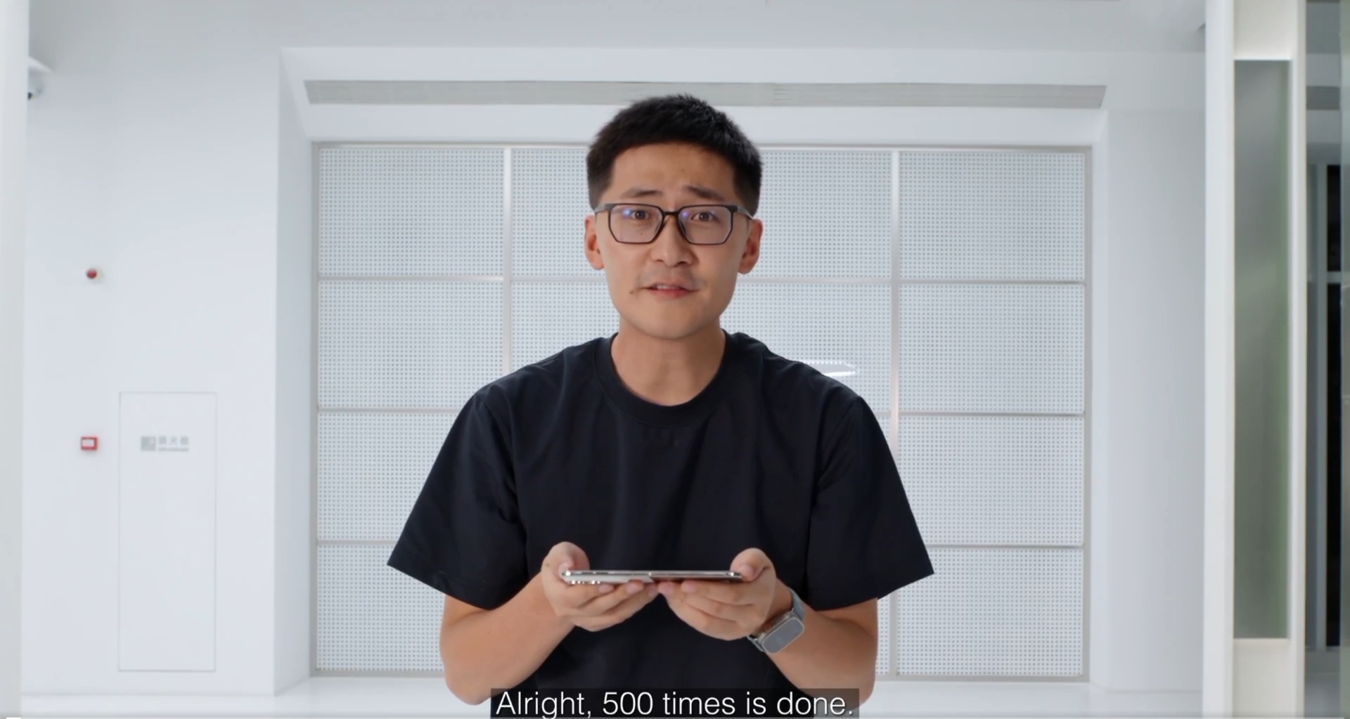 影視颶風Tim將iPhone Duo