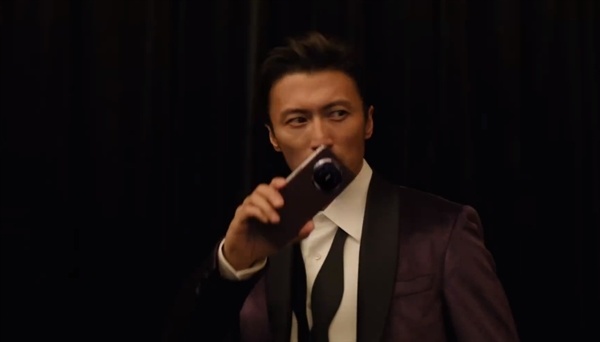 華爲官宣：謝霆鋒擔任Mate X5摺疊體驗官！