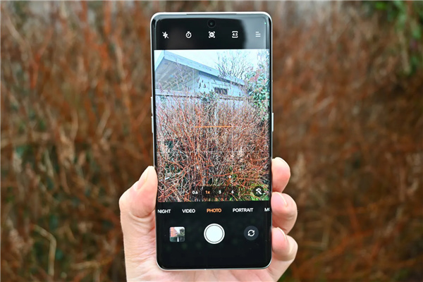 首款驍龍8 Gen3雙潛望旗艦！OPPO Find X7 Pro曝光