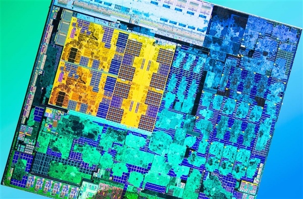 AMD拒絕公佈“小核”頻率！跟Intel的完全不一樣