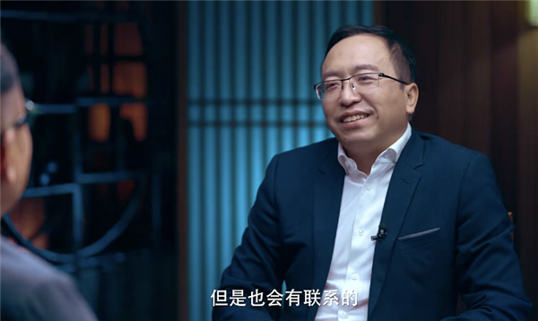 2億像素長焦 衛星電話全都有！這手機對華爲不會手下留情