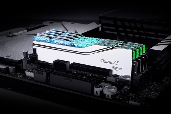 芝奇發佈全新旗艦皇家戟DDR5內存：首發頻率高達8400MHz