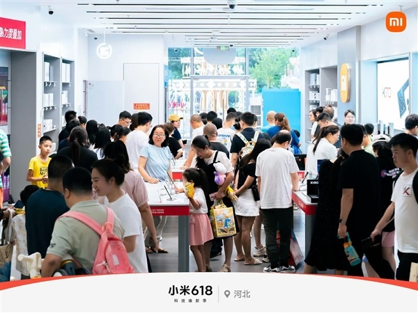 高考生湧入小米之家買手機：小米14系列最受歡迎 銷量佔比50%