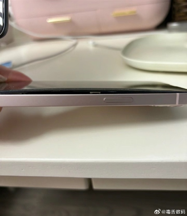 你碰到了嗎！天氣越來越熱 iPhone 13等機型扎堆鼓包：官方回應