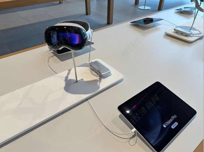 蘋果VisionPro國行發售：門店未見黃牛現貨立馬可取