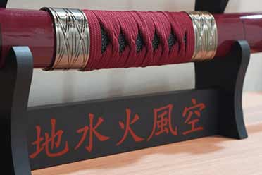 《刺客信条：影》武士刀遭网友怒喷：育碧在抄袭海贼王！
