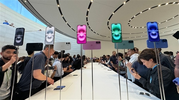 iPhone 16全系5種顏色實拍：你看中哪個？