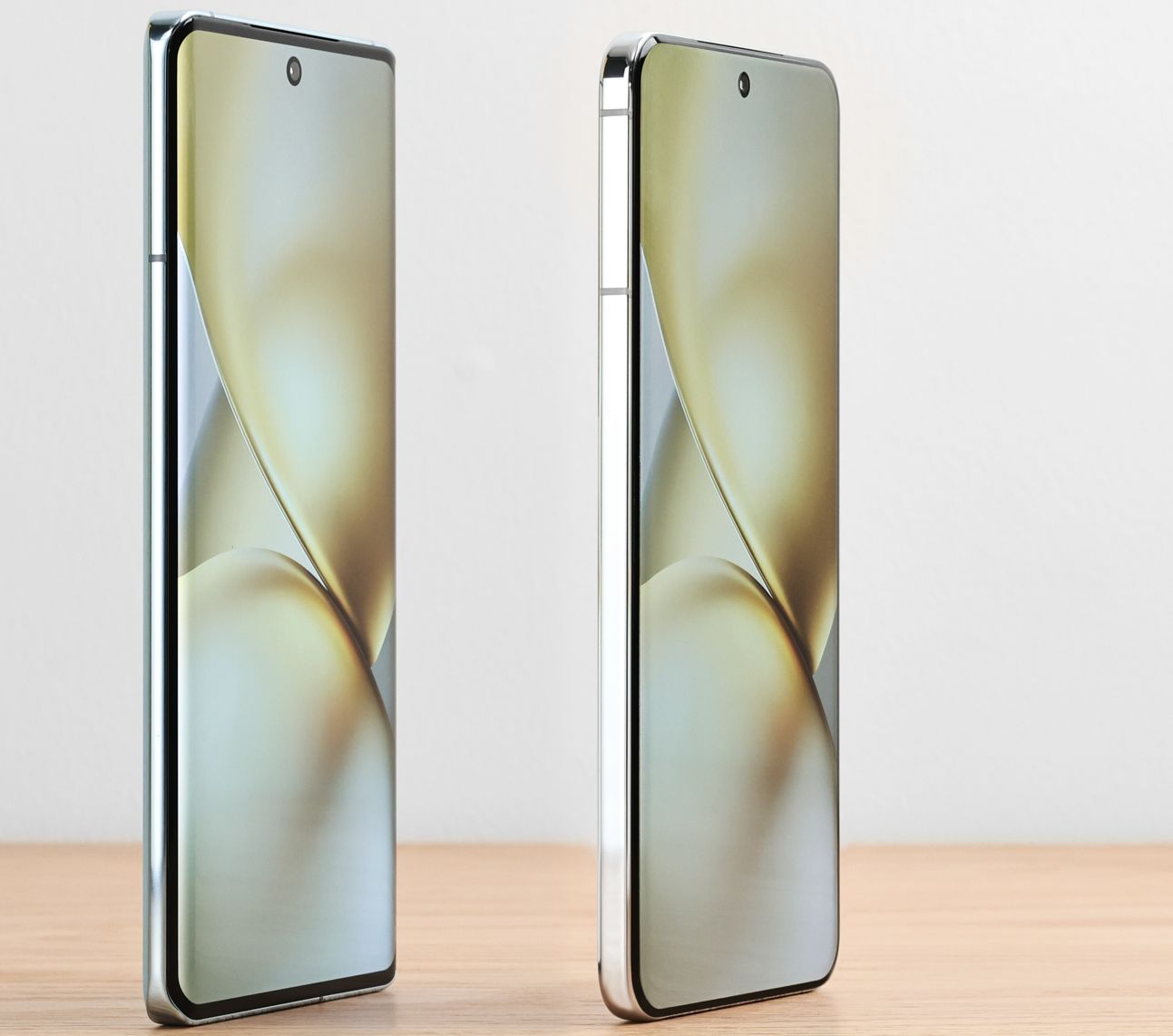 vivo X200系列定製三塊屏：花了好多個億