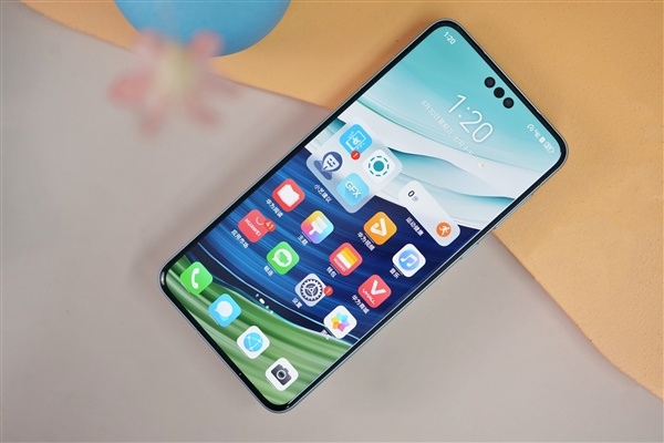 秒iOS！純血鴻蒙公測 華爲全力優化：系統流暢到不可思議