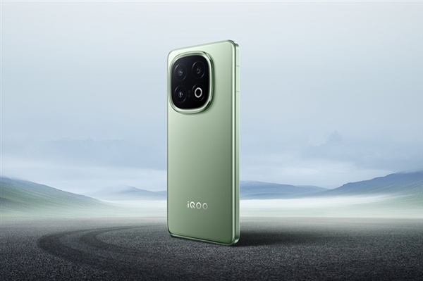 iQOO 13新配色首銷賣爆：4699元供不應求