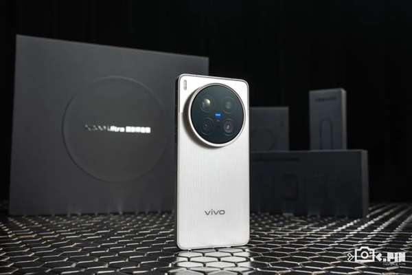 拍視頻趕超蘋果iPhone 藍廠的新手機用起來到底怎麼樣