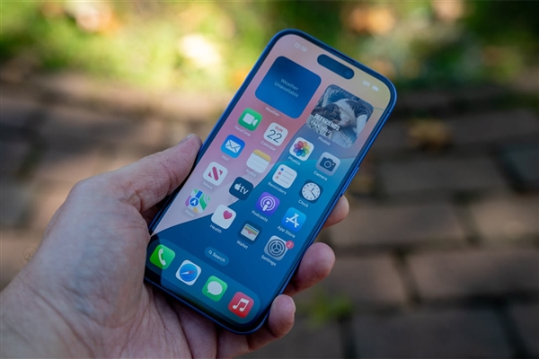 iPhone 16 Pro價格大跳水：蘋果手機從來沒這麼香過