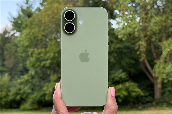 iPhone 17成了：销量真的影响到了各家安卓旗舰