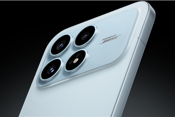 2599元起 雷軍三個字評價REDMI K90