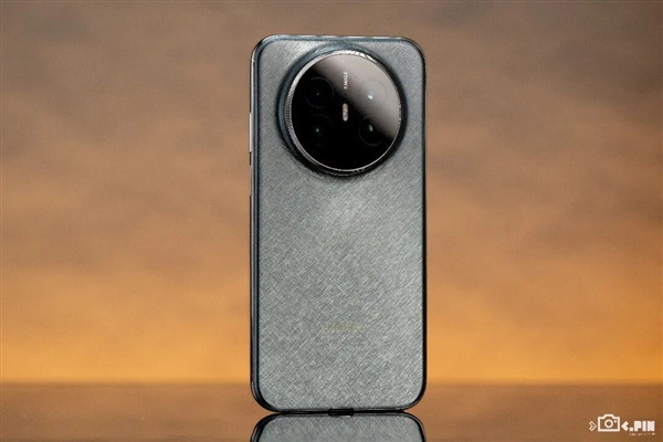 體驗完華爲Mate 70 Air 我感覺它被Air耽誤了