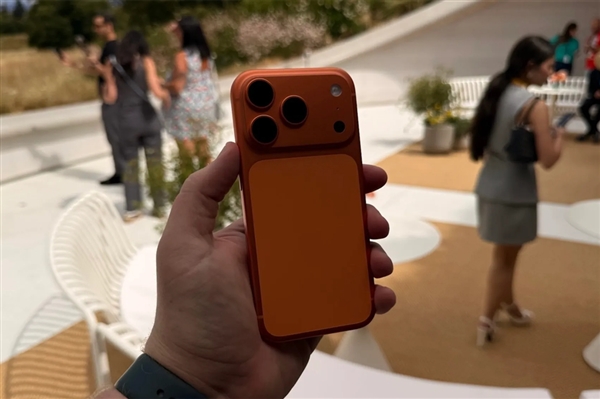 iPhone 17 Pro国行版没有京东方屏：苹果供应计划变了