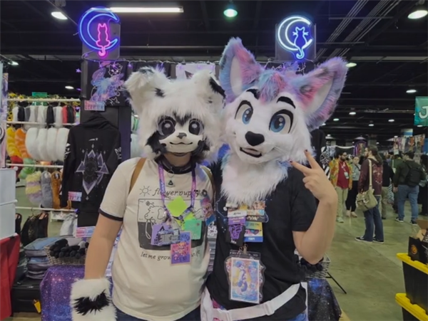 诡异！苹果iOS 26现离奇Bug 安卓照片放大直接变红