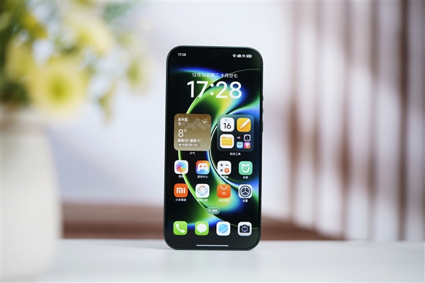 小米影像机皇维修价格出炉：显示屏990元 主板2980元起