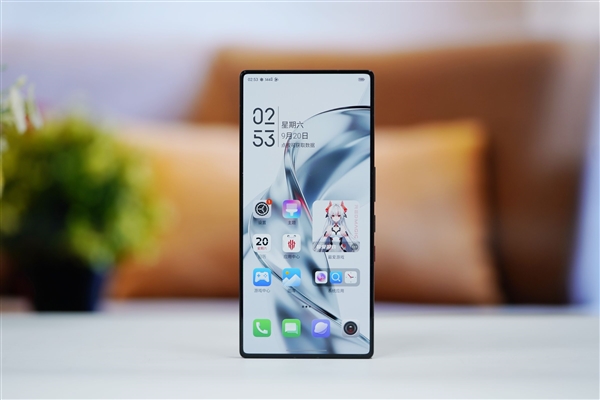 谁是手机游戏王：红魔稳坐第一 REDMI直接干翻小米