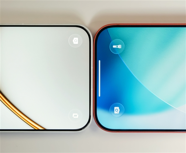 一加15T极窄四等边感受下！全新封装工艺 比iP17 Pro还窄