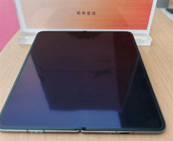 OPPO Find N6上架：折叠屏迈入无痕时代 折痕被消灭了