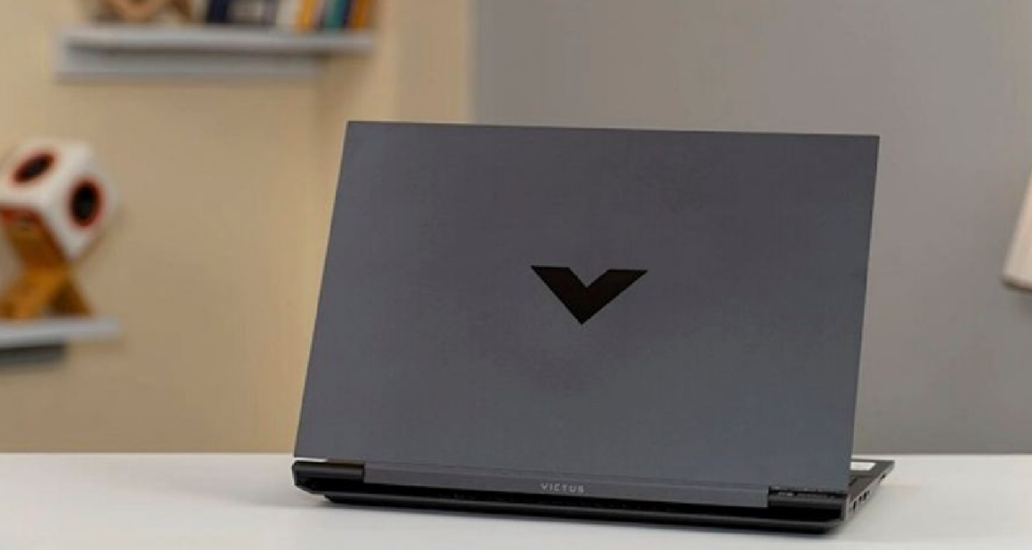 硬吃赛博朋克2077 i5-13500H+4050 光影精灵9 性能不错 颜值丑