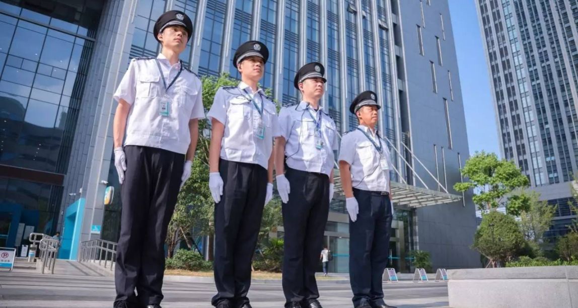 【打工日記】雙節不休息我居然當上了形象保安？（中）