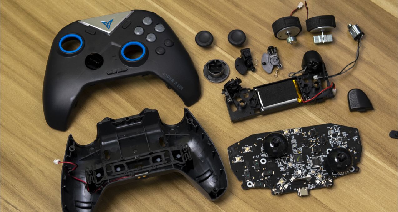 國產手柄和Xbox手柄還有多少差距，飛智黑武士3Pro與Xbox拆解對比