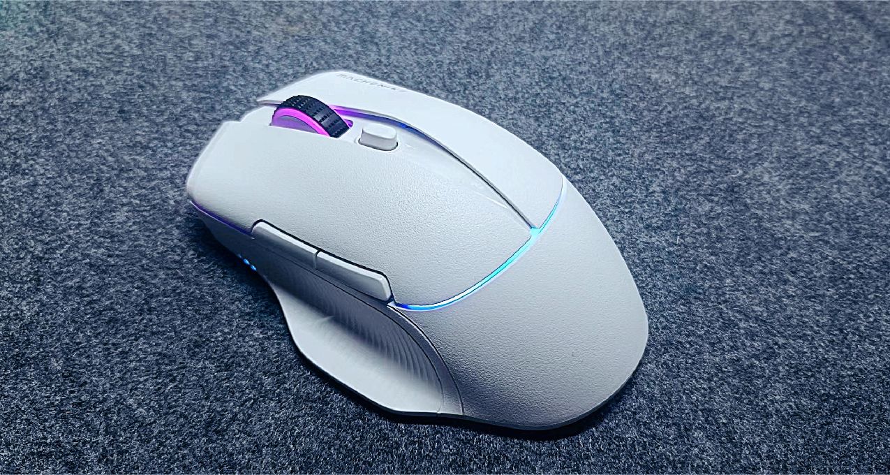 自帶2k接收器送底座，高刷電競鼠機械師L8pro，性價比不錯