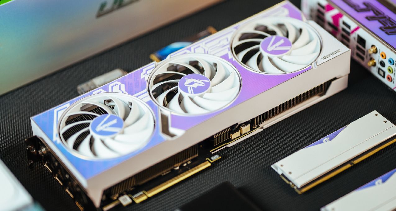 iGame GeForce RTX 4070 SUPER Ultra搶先看：用波普打破次元壁