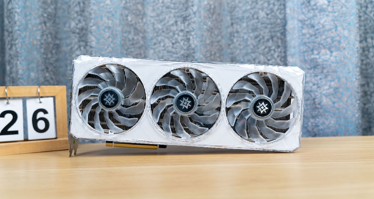 Super一下，听说加量不加价？影驰RTX4070 Super 星耀OC显卡 评测