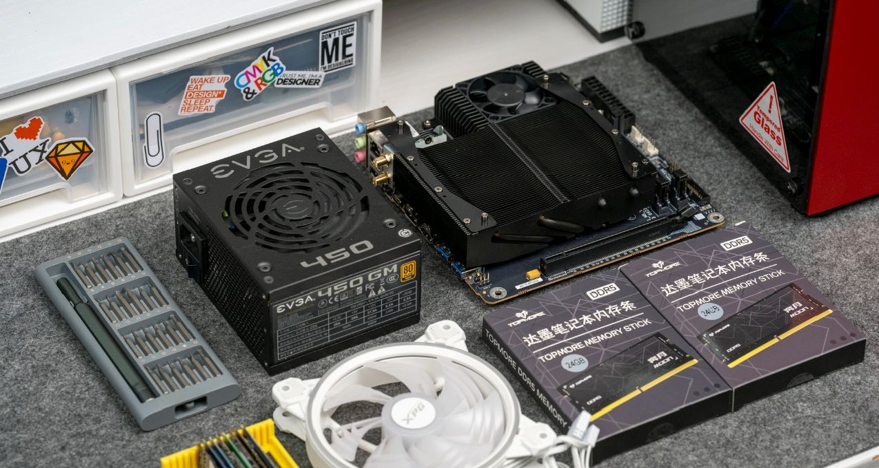 ITX主板集成i9-13900HX，24核心32线程缝合怪，铭凡AR900i评测