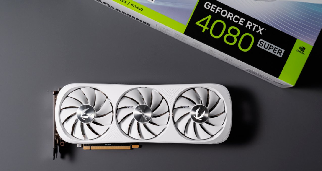 索泰RTX 4080 SUPER 16GB TRINITY OC月白显卡测评