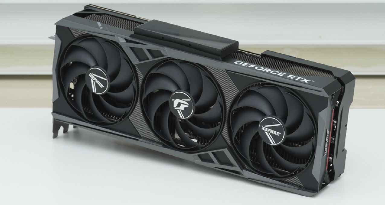 加量反而减价？！七彩虹iGame RTX 4080 SUPER Vulcan OC首测
